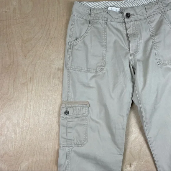 Carhartt Women's Khaki Y2K Multi-Pocket Cargo Pants Size 4 - Picture 3 of 6